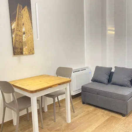 Lägenhet Emilia 4 *